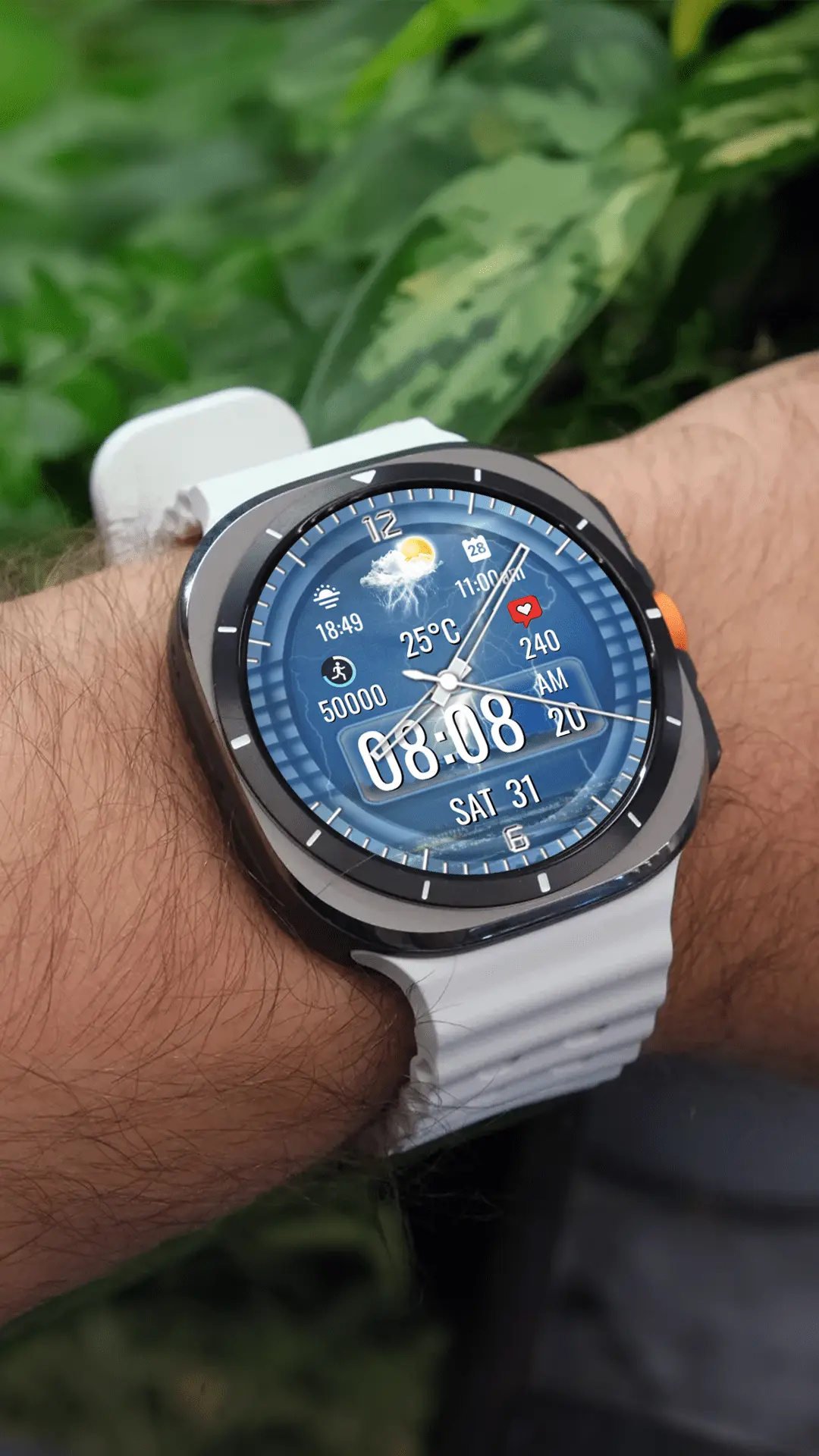 N-SPORT 748 Hybrid Weather Watch Face